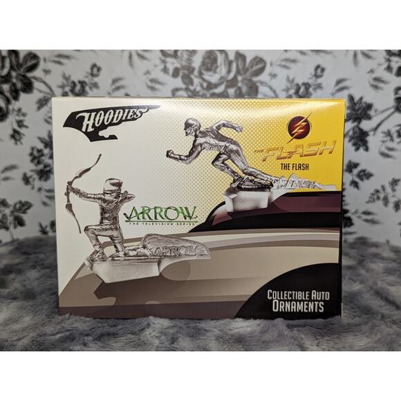 NWT LootCrate Exclusive 2016 CW The Flash Hoodies Collectible Auto Hood Ornament - Picture 4 of 5